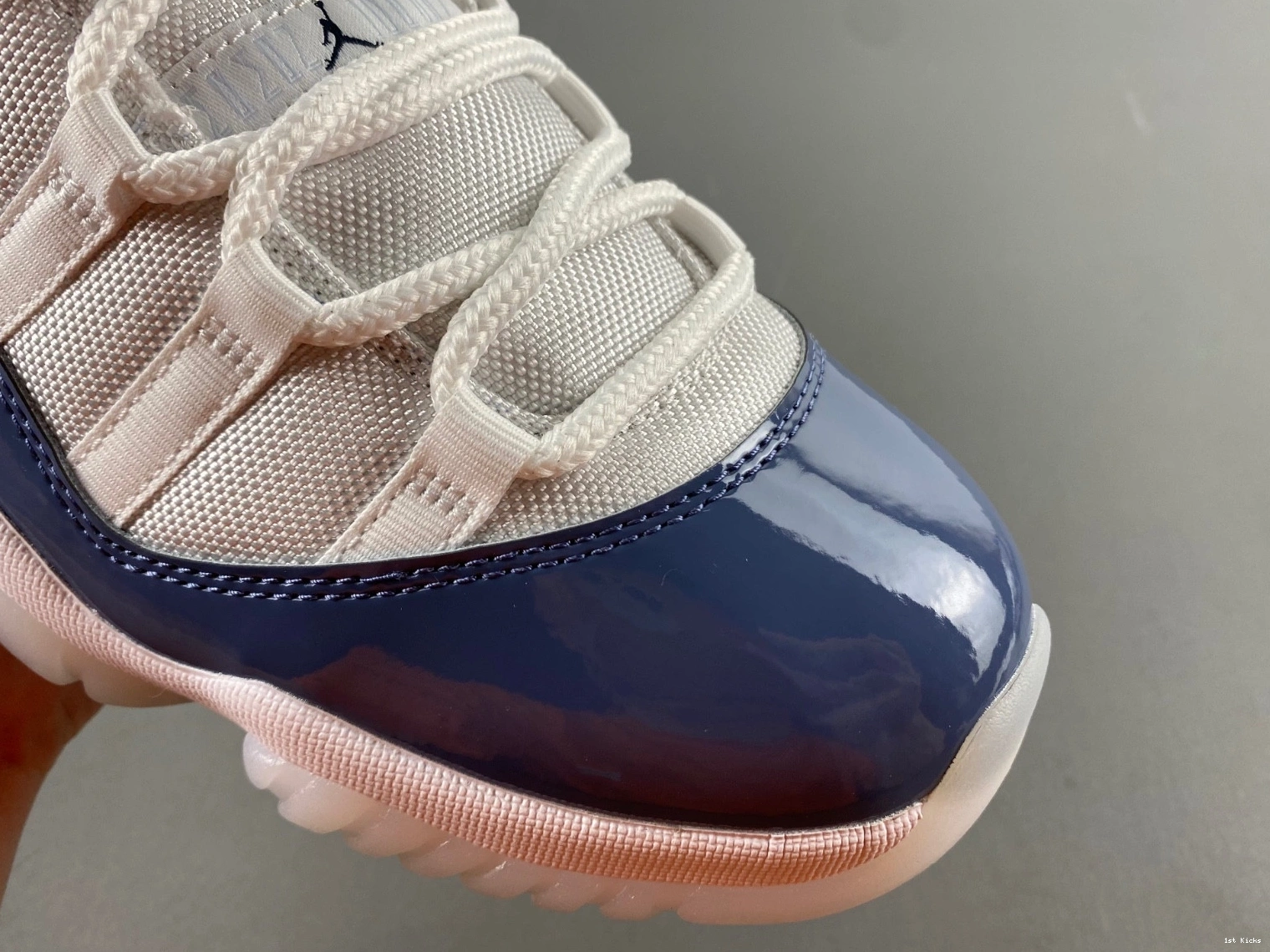 Air Jordan White  Low 11 Midnight Navy Retro FV5104-104 0108